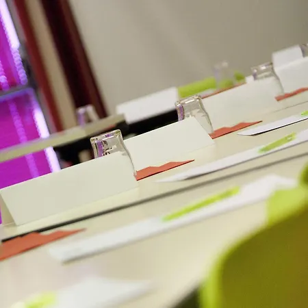 Ibis Styles Centre Hotel 3*