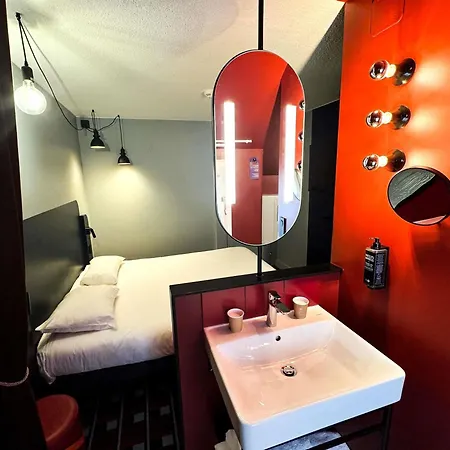 Ibis Styles Centre 3*