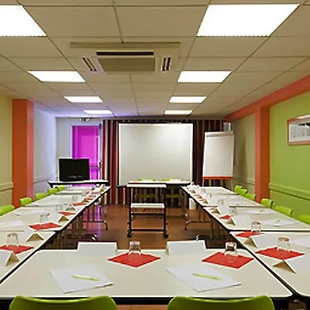 Ibis Styles Centre Hotell