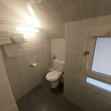 Ibis Styles Centre Hotell 3*