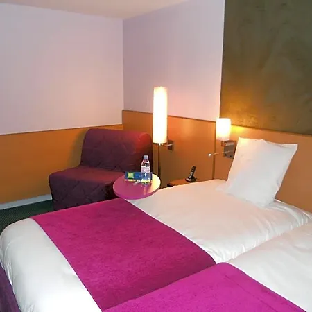 Ibis Styles Centre Hotell 3*