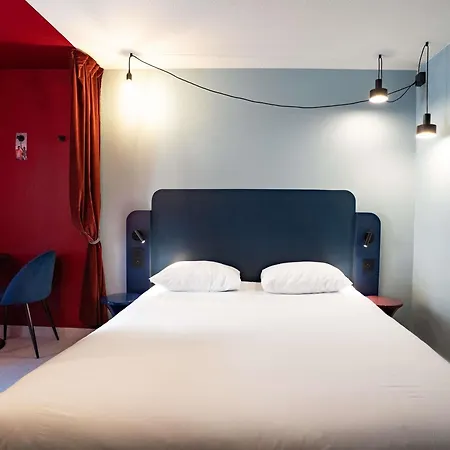 Ibis Styles Centre Hotel 3*
