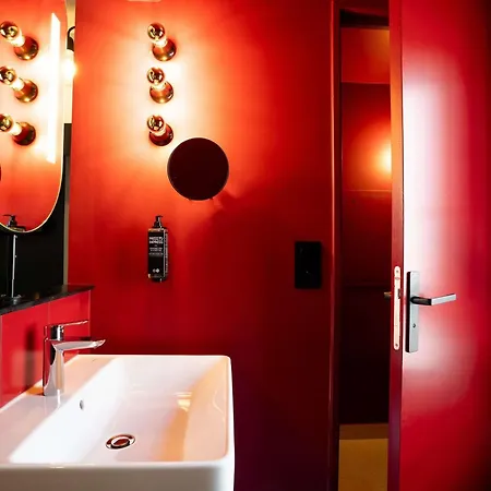 Ibis Styles Centre 3* بور أو بريس