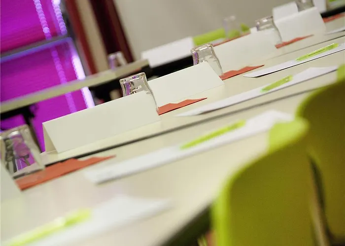 Ibis Styles Centre מלון בורג-אן-ברס