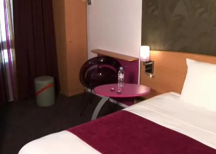 Ibis Styles Centre 3* בורג-אן-ברס